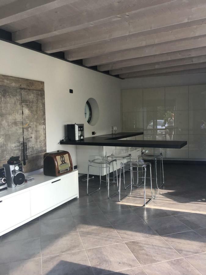 Millys Riva Apartments Екстер'єр фото